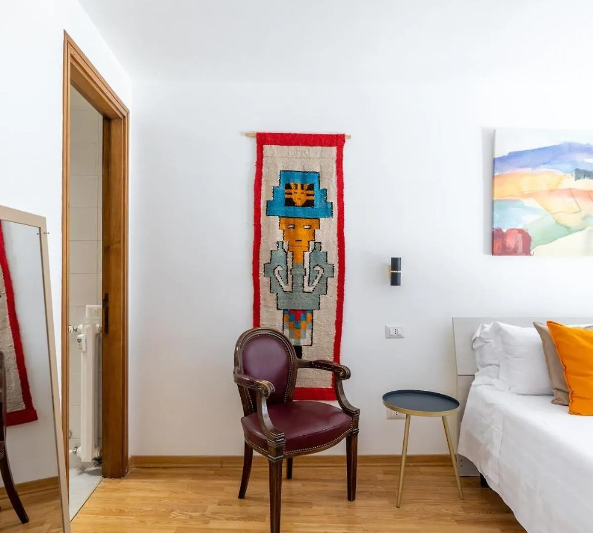 Apartment Romantic Refuge In Piazza Navona